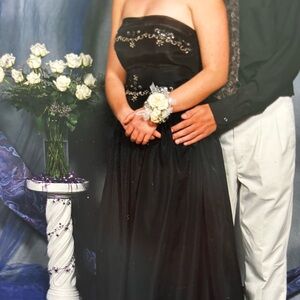 Vintage Y2K Cachet Black Prom Dress